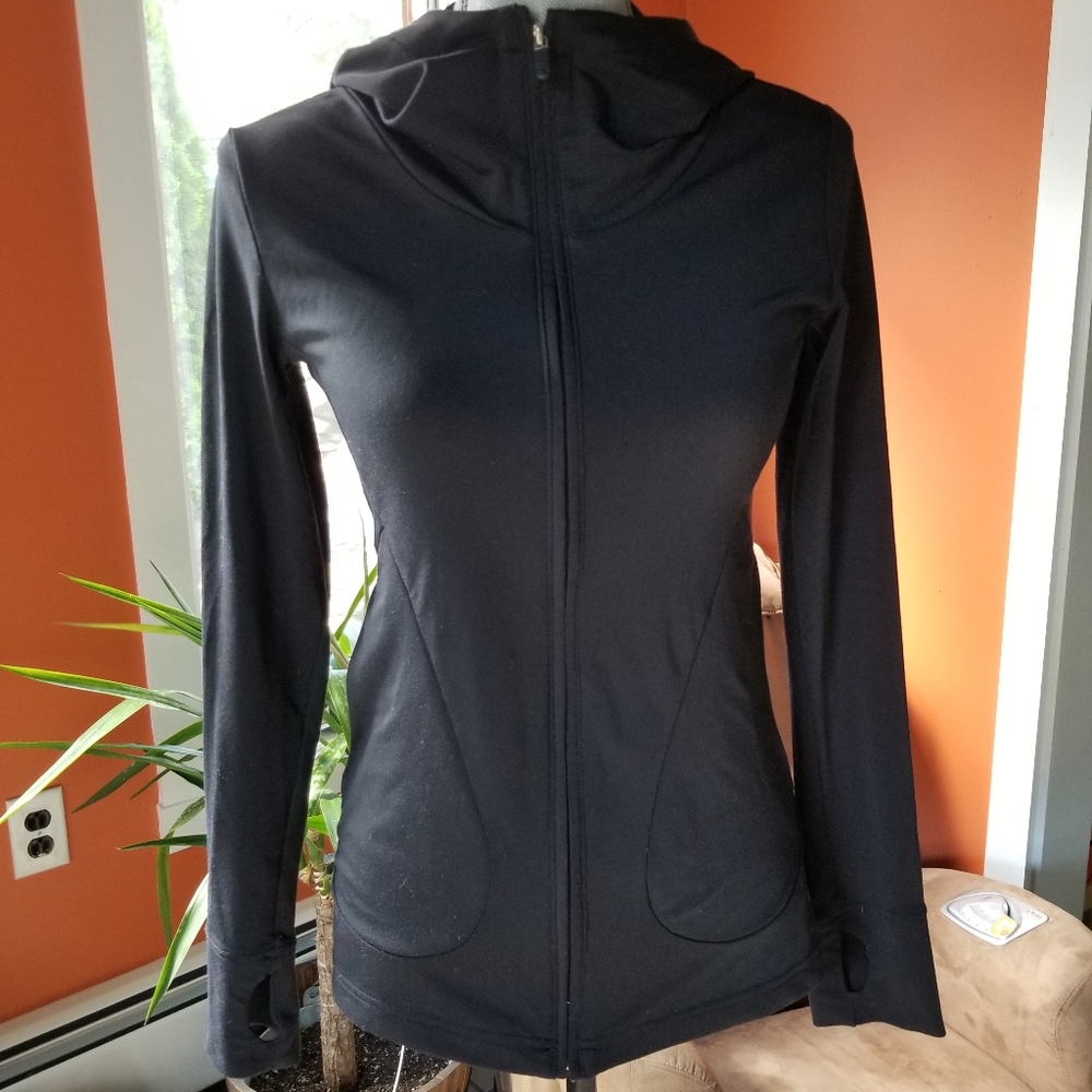 GAP Body Fit Hooded Athletic Top